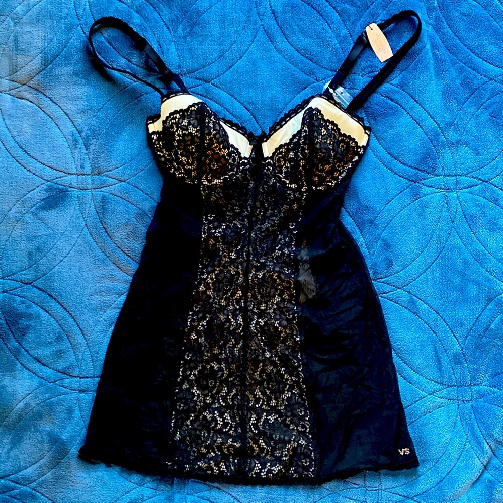NWT Victoria’s Secret teddy
